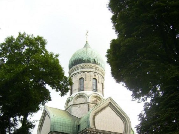 Кладбищенская церковь св. Прп. Иоанна лествичника. Варшава, Польша