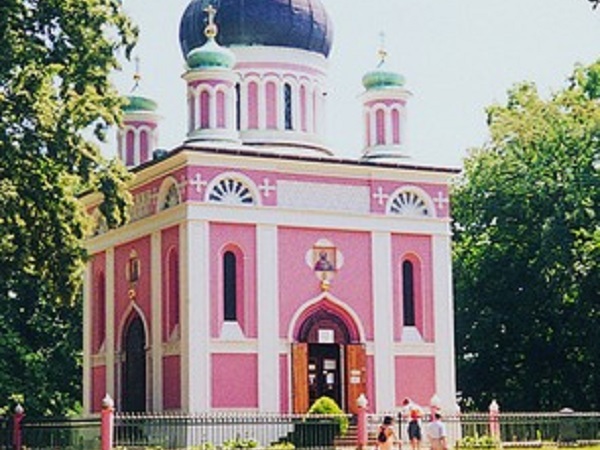 Церковь св. Блг. Вел. Кн. Александра невского. Потсдам, Германия