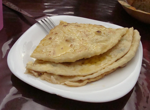 Чепалгаш (лепешки с творогом)